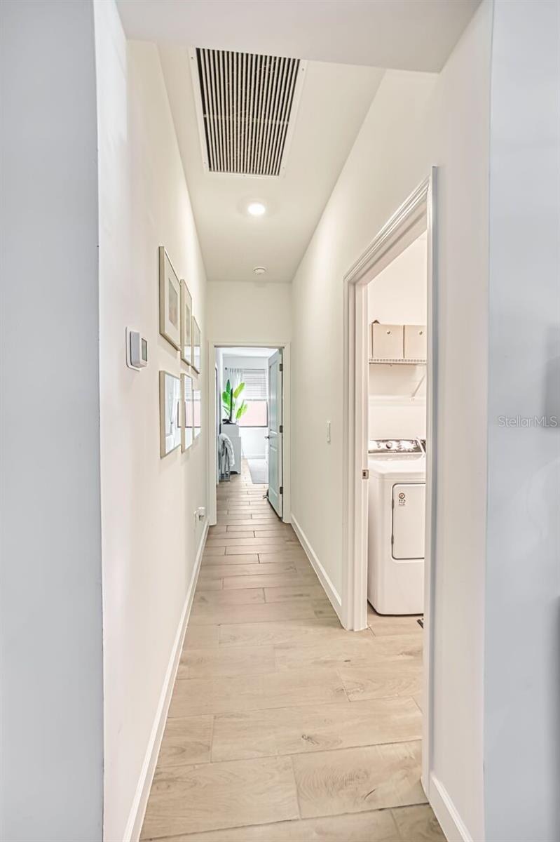 Image 37 of 49 For 10903 Timber Creek Drive