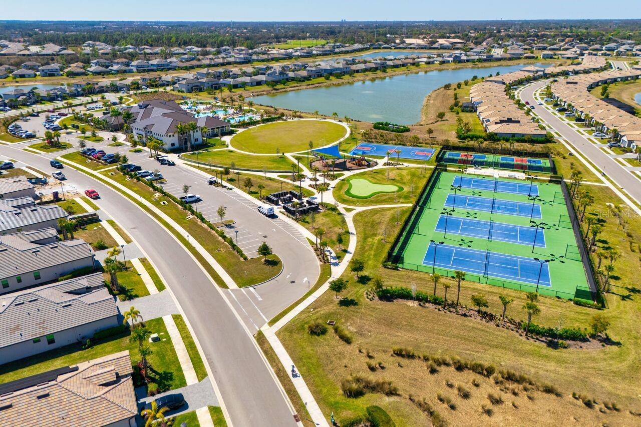 Image 45 of 49 For 10903 Timber Creek Drive