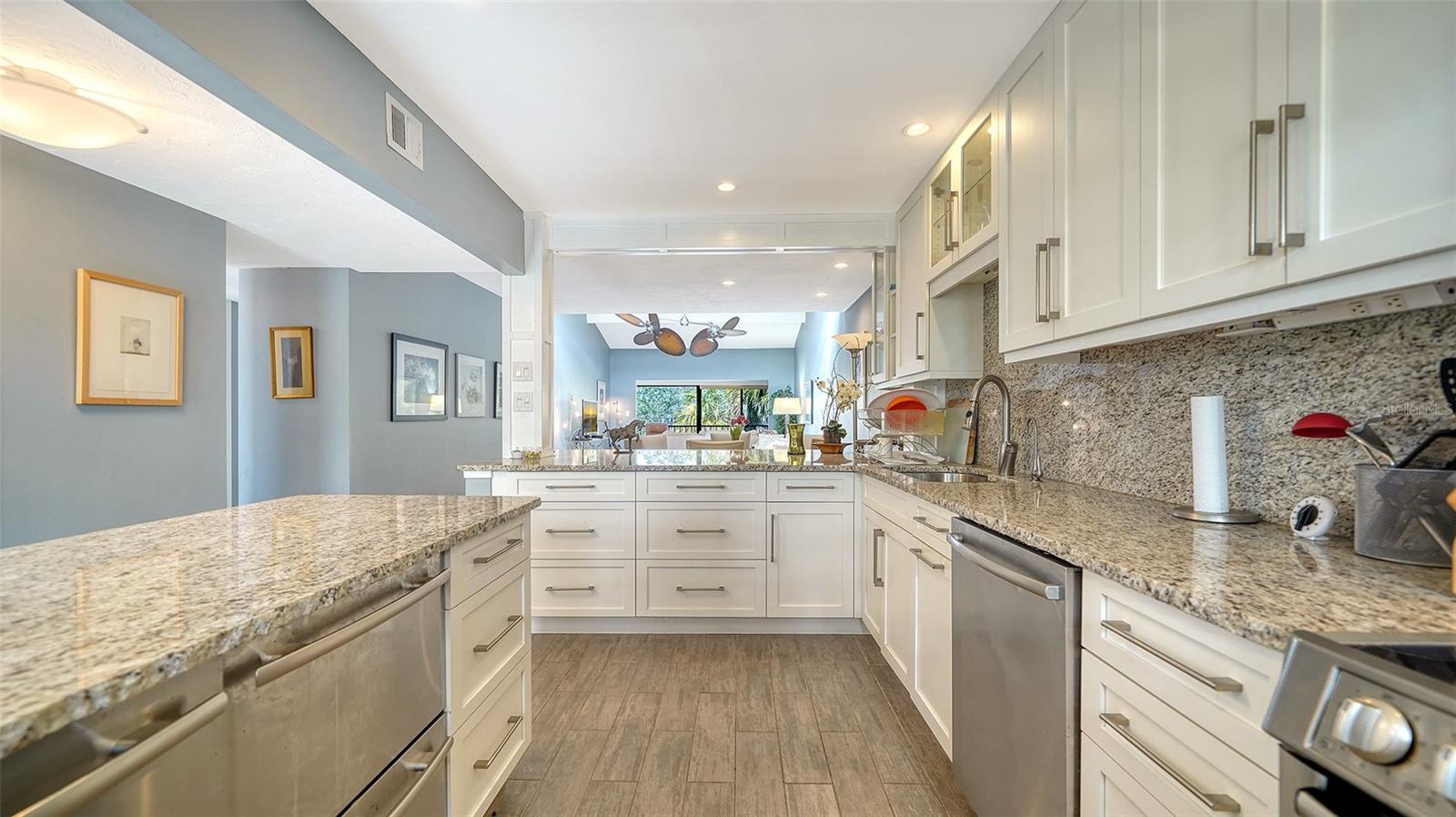 Image 15 of 65 For 1601 Pelican Point Drive Ha212