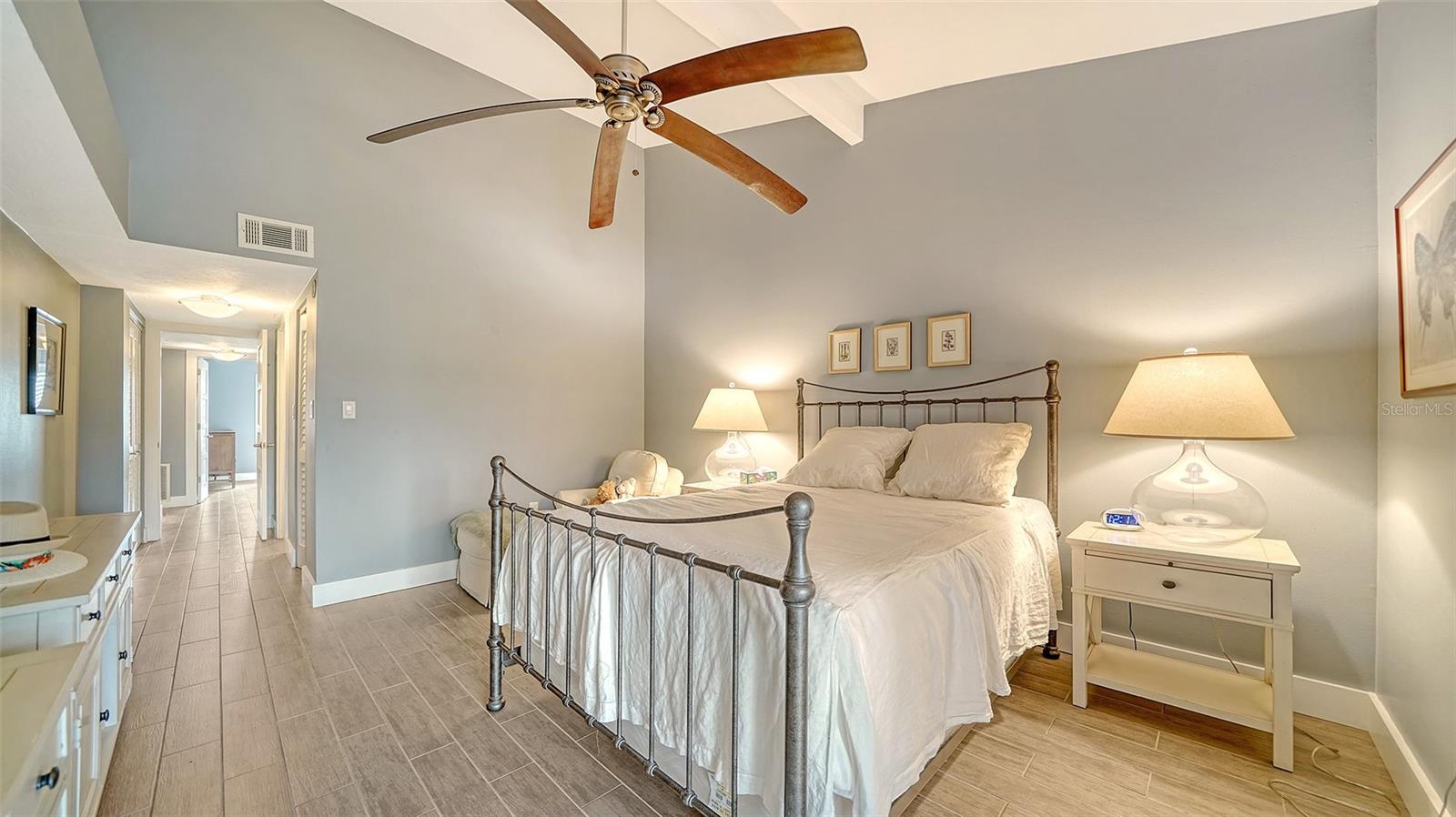 Image 18 of 65 For 1601 Pelican Point Drive Ha212