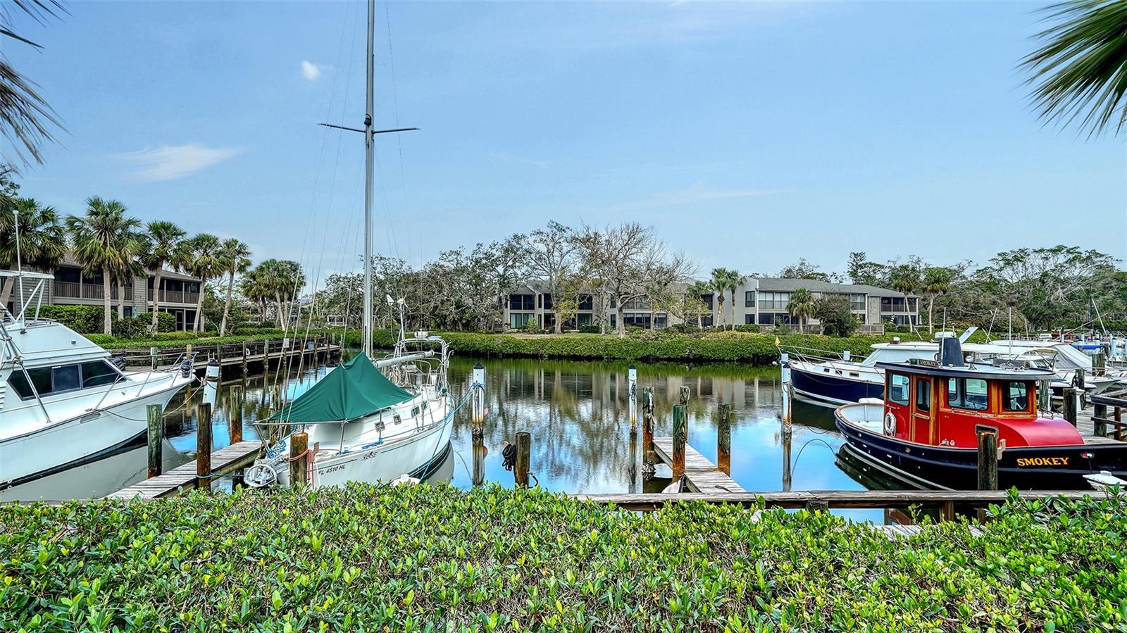 Image 31 of 65 For 1601 Pelican Point Drive Ha212