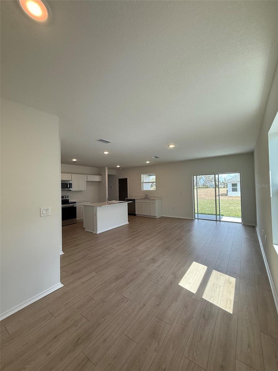 Image 3 of 9 For 13221 Sassafras Trail