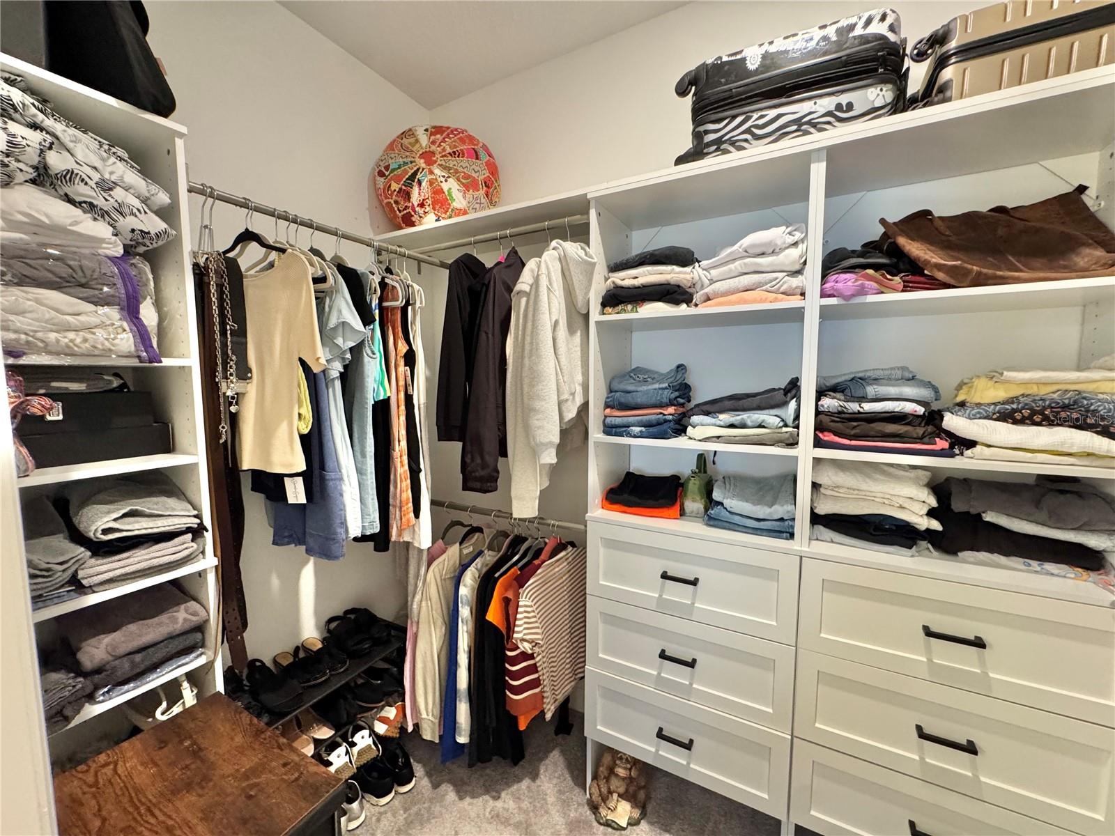 Image 27 of 55 For 12842 Lily Quartz Loop