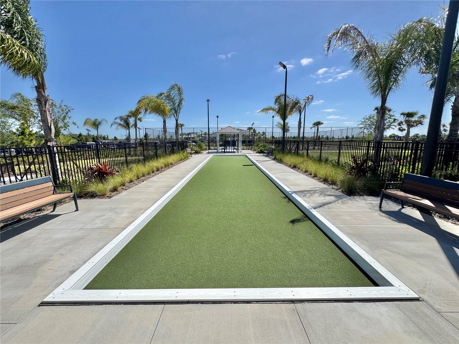 Image 35 of 55 For 12842 Lily Quartz Loop