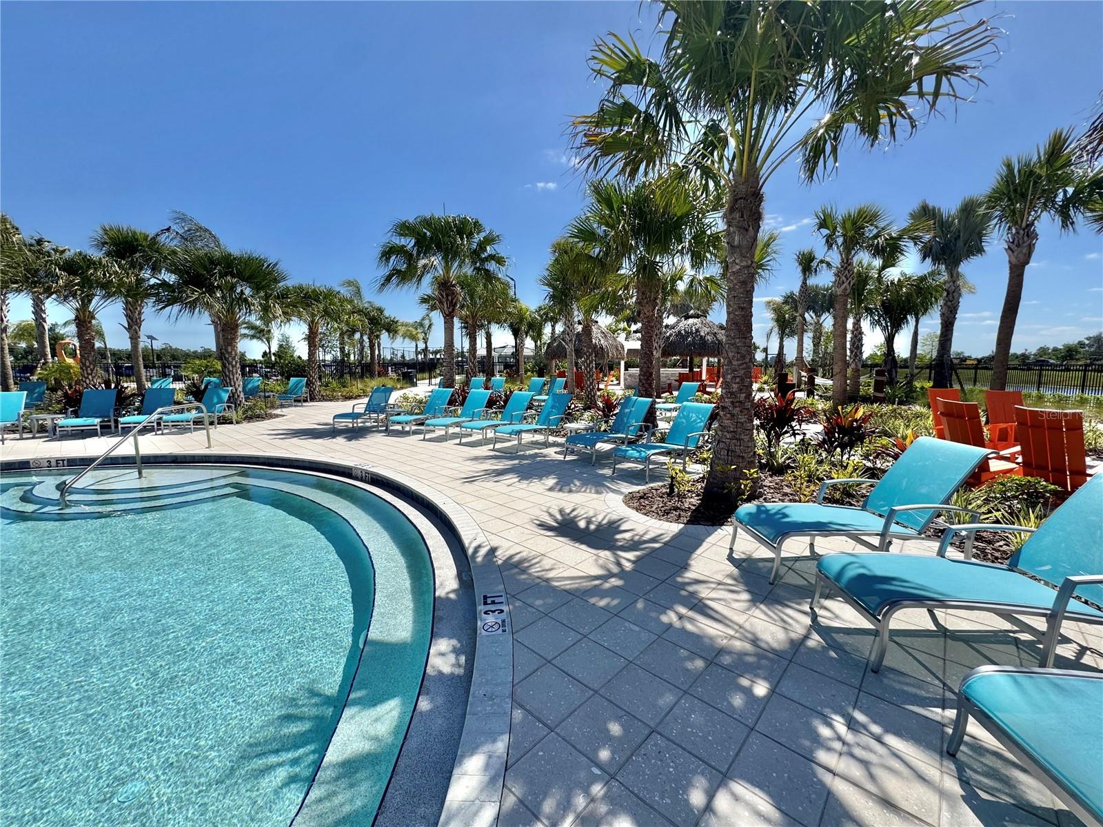 Image 39 of 55 For 12842 Lily Quartz Loop