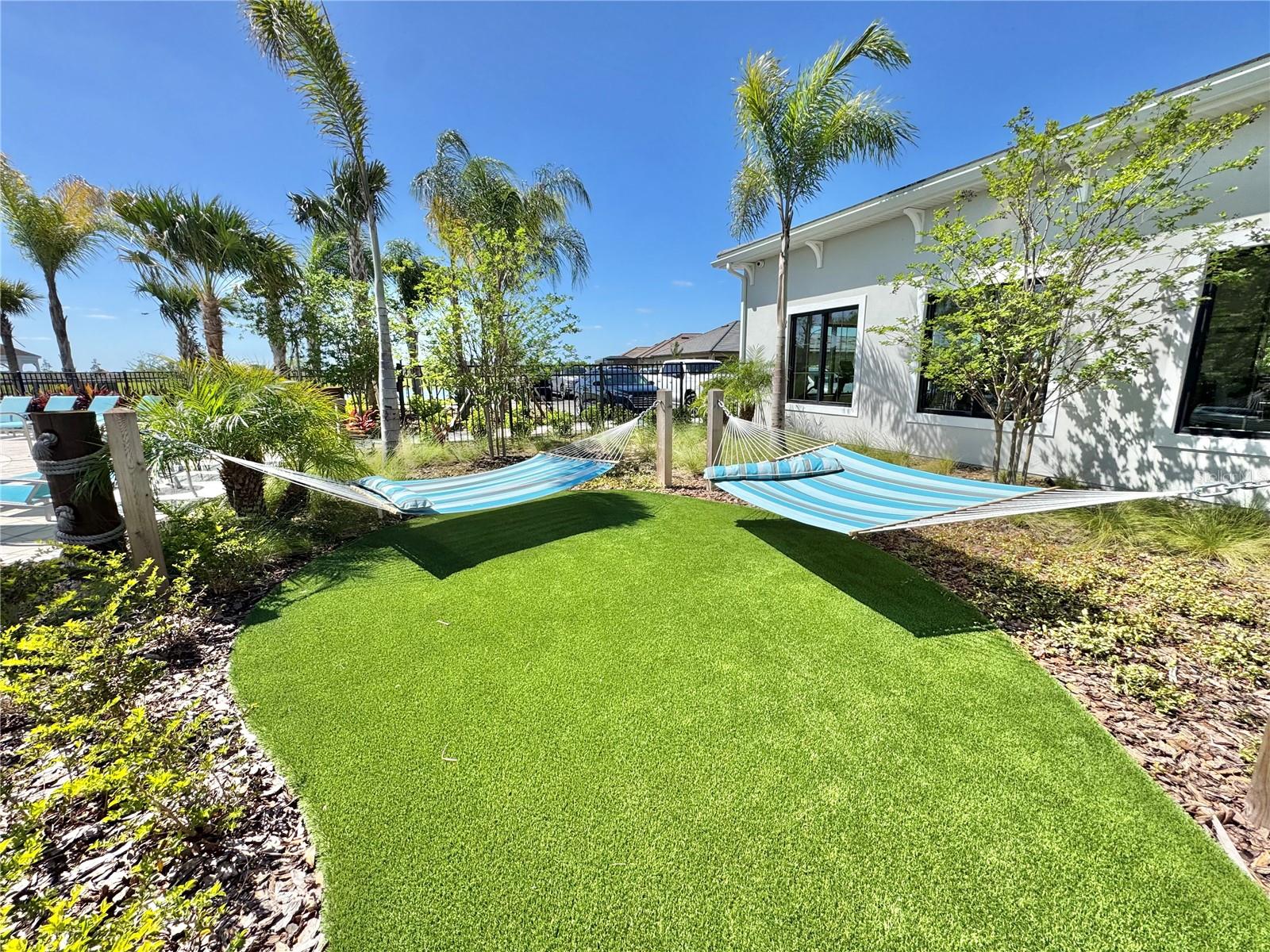 Image 41 of 55 For 12842 Lily Quartz Loop