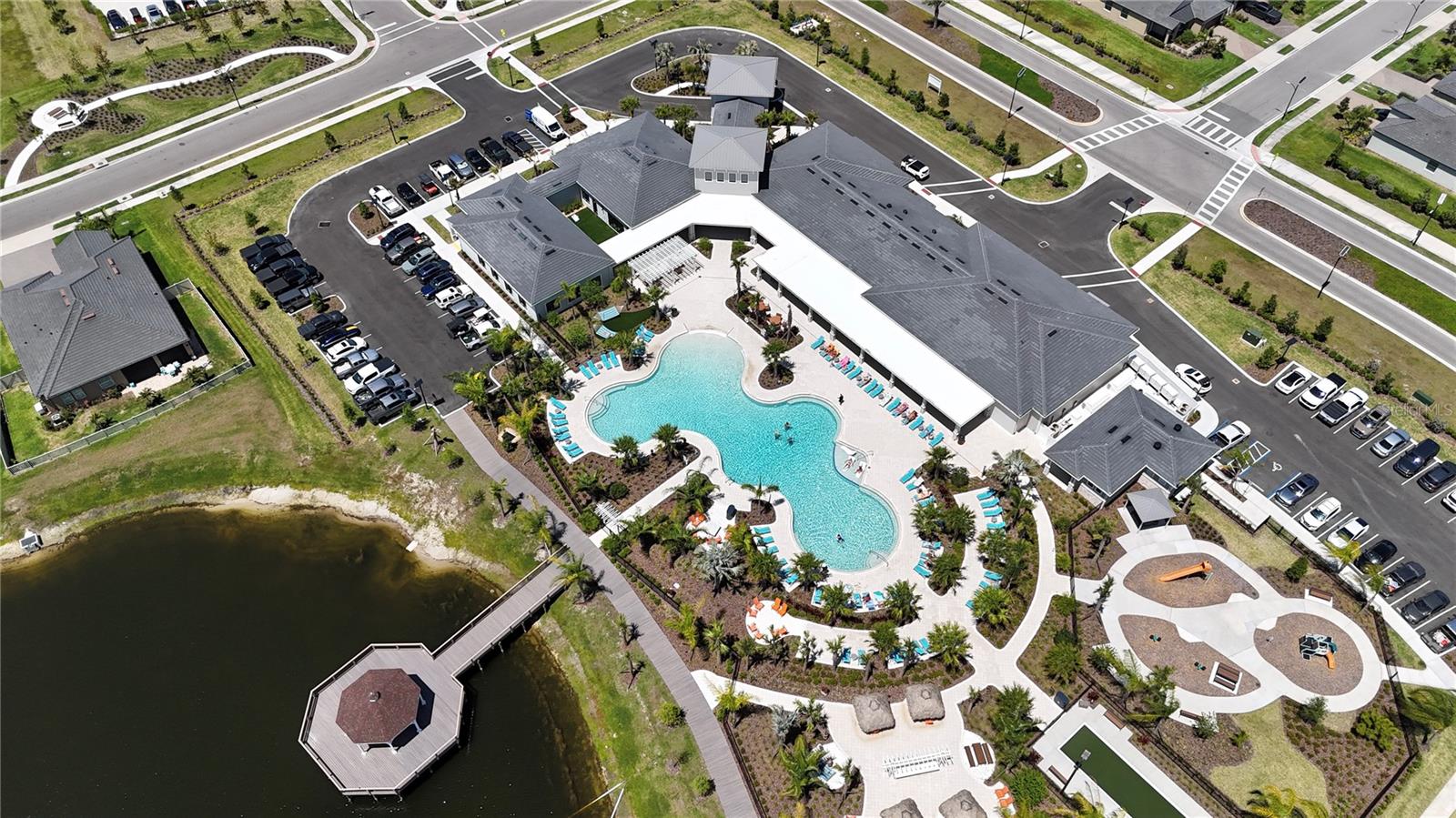 Image 52 of 55 For 12842 Lily Quartz Loop