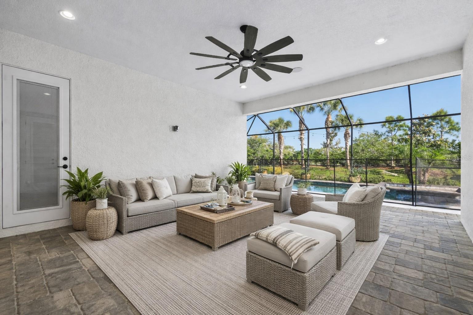 Image 14 of 55 For 6129 Lungo Lago Drive