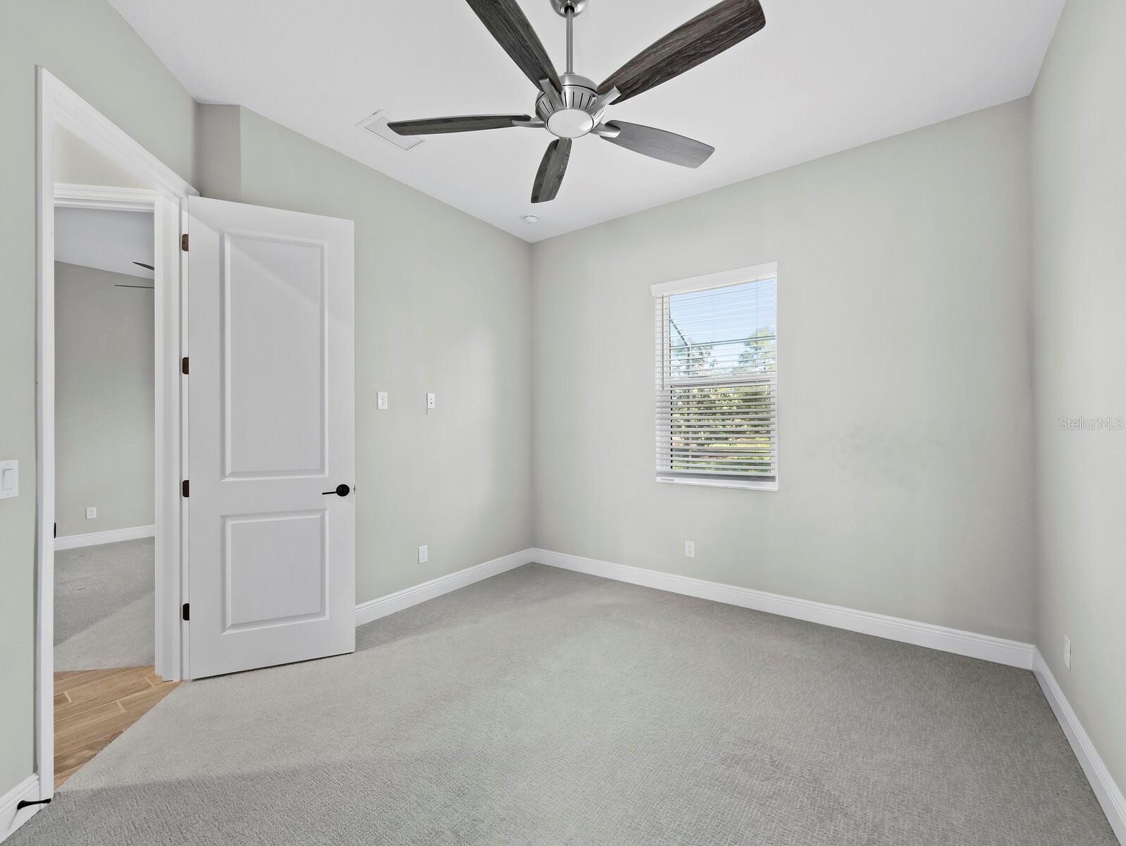 Image 27 of 55 For 6129 Lungo Lago Drive