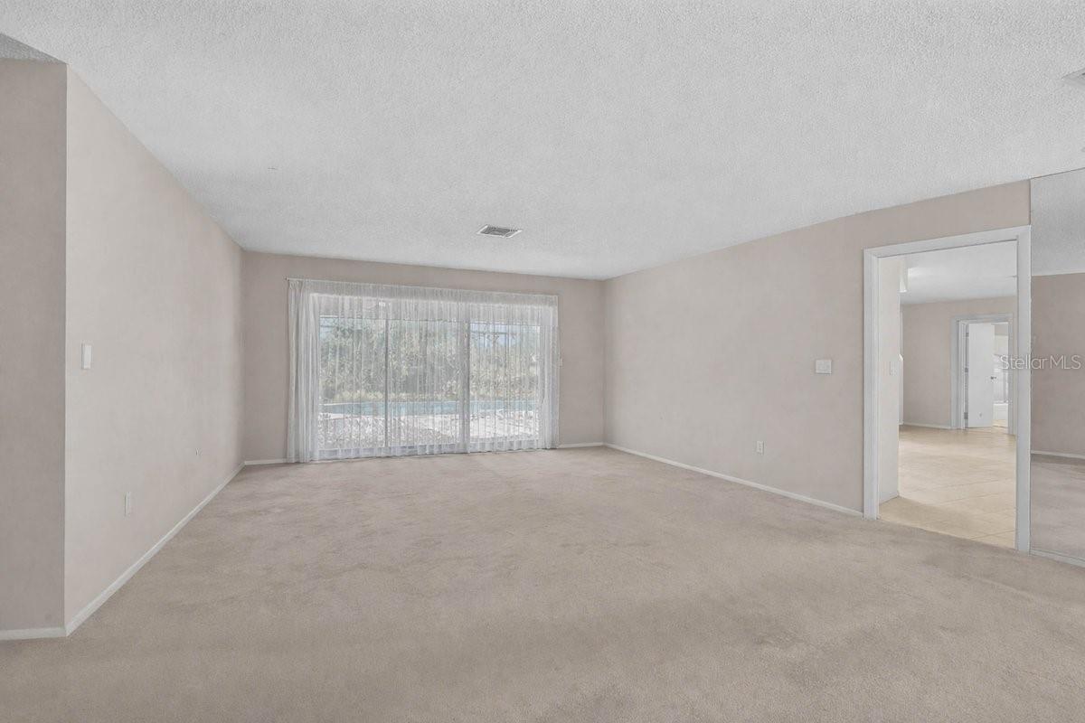 Image 11 of 64 For 3842 Torrey Pines Way