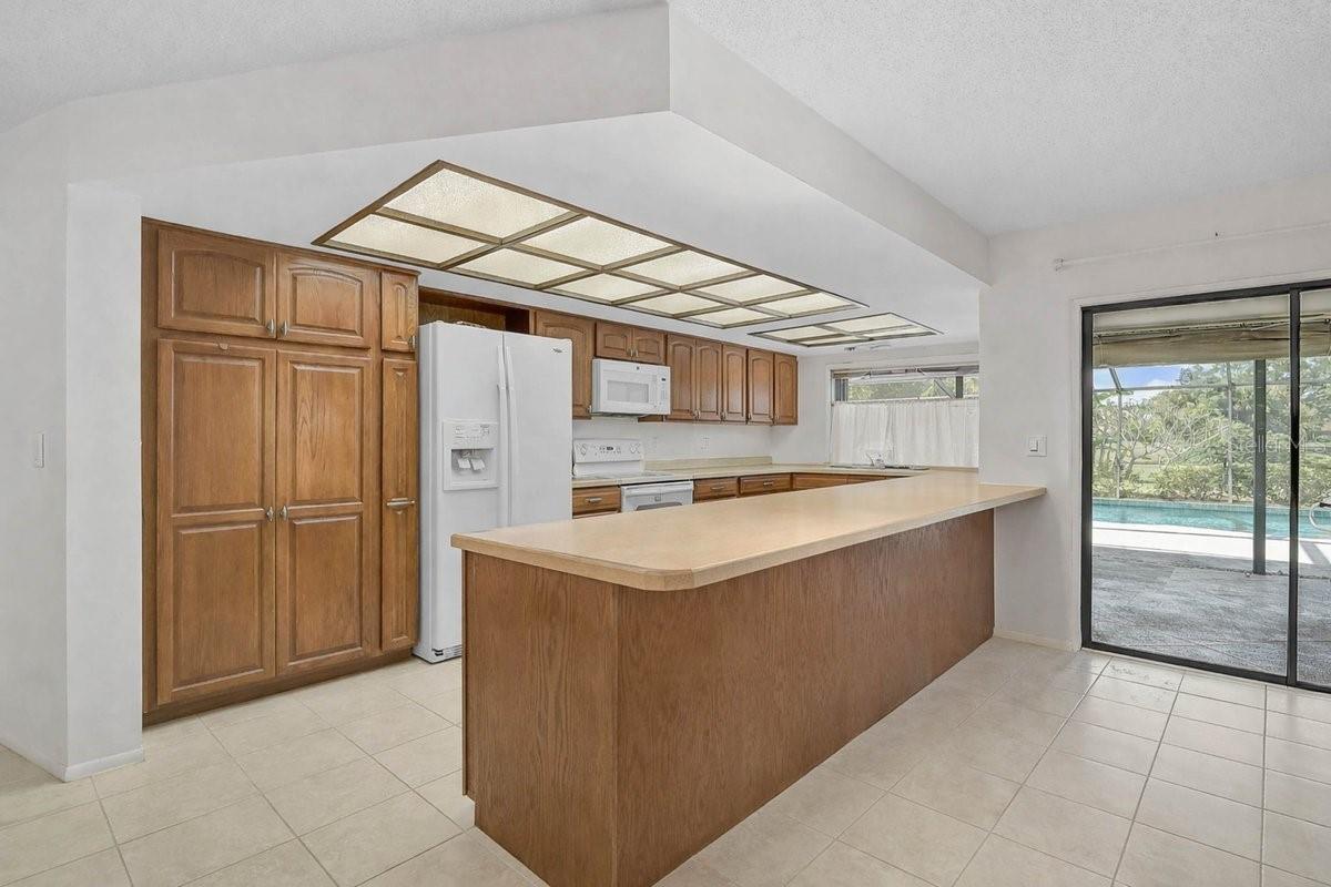 Image 16 of 64 For 3842 Torrey Pines Way