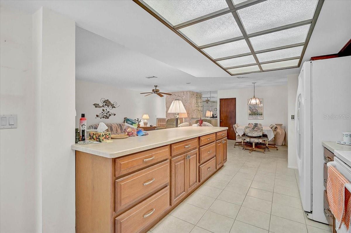 Image 20 of 64 For 3842 Torrey Pines Way