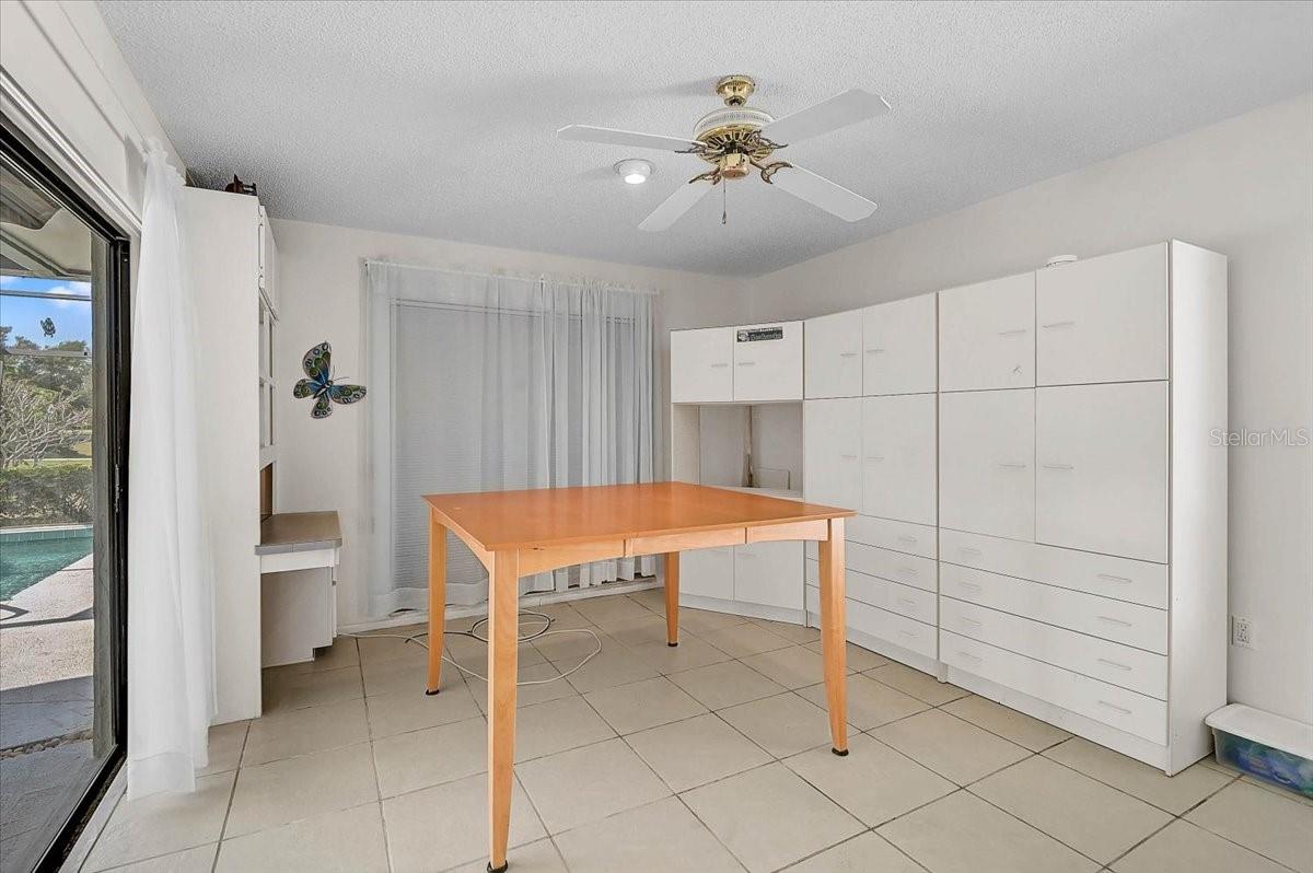 Image 34 of 64 For 3842 Torrey Pines Way