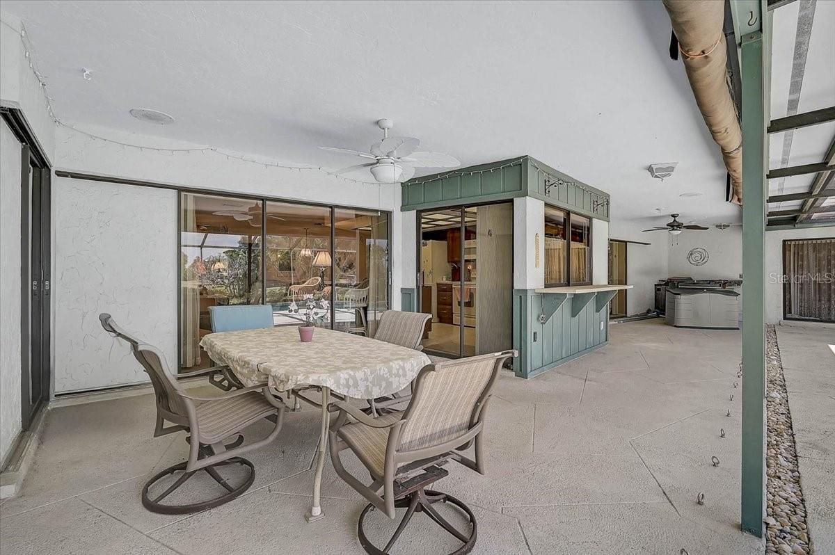 Image 39 of 64 For 3842 Torrey Pines Way