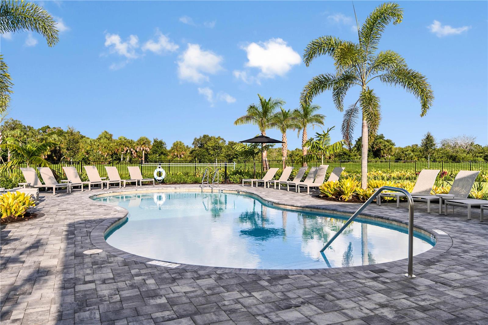 Image 30 of 62 For 10836 Eclipse Street