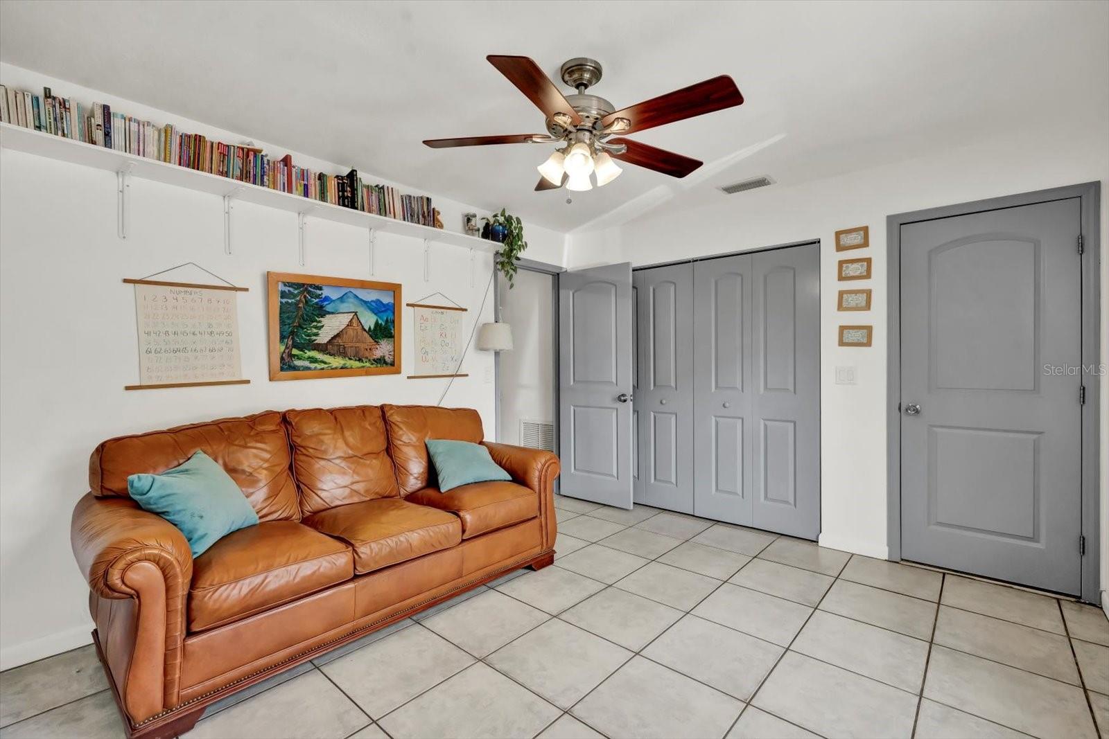 Image 24 of 46 For 245 Country Circle Drive E