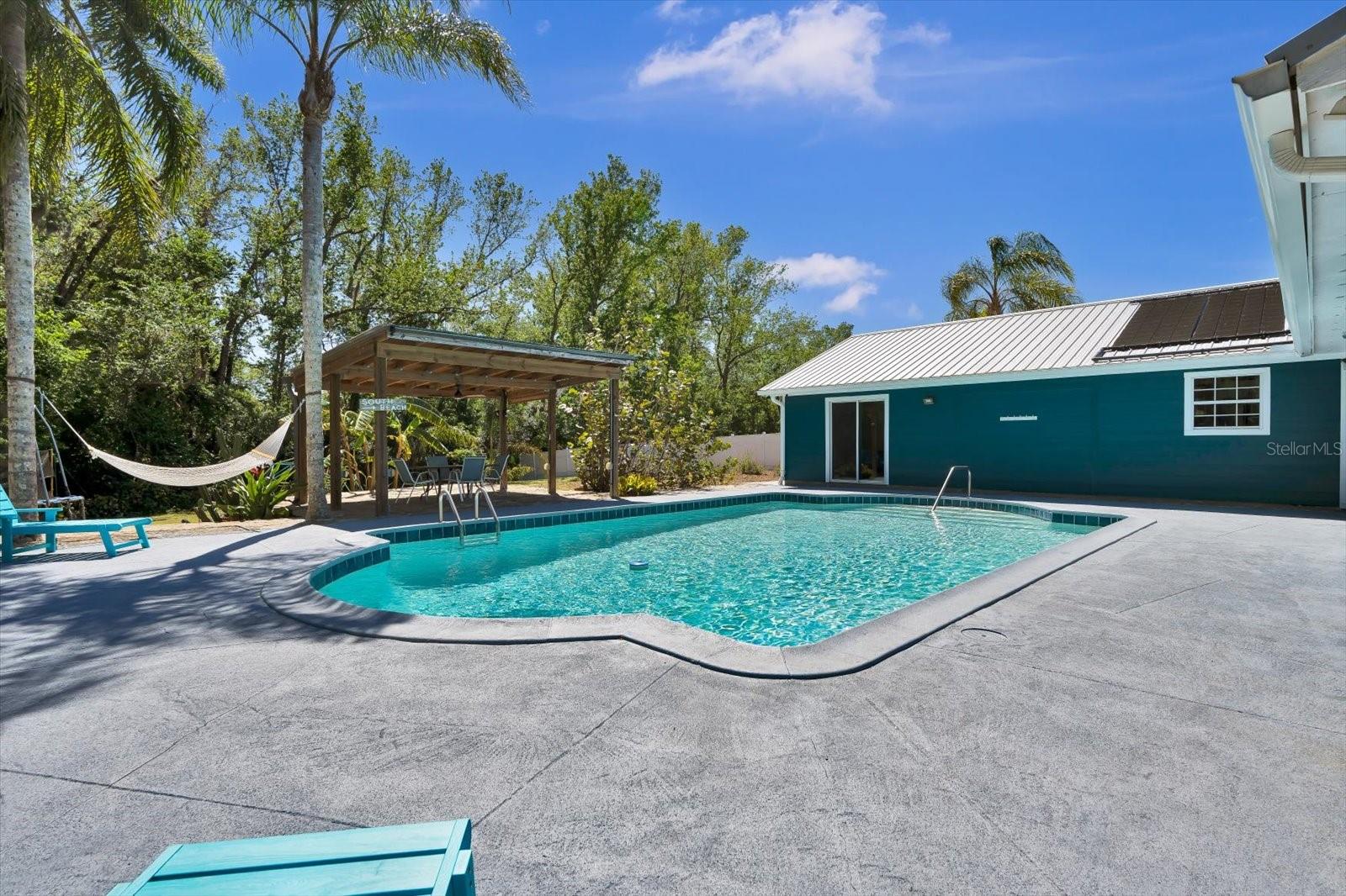 Image 34 of 46 For 245 Country Circle Drive E