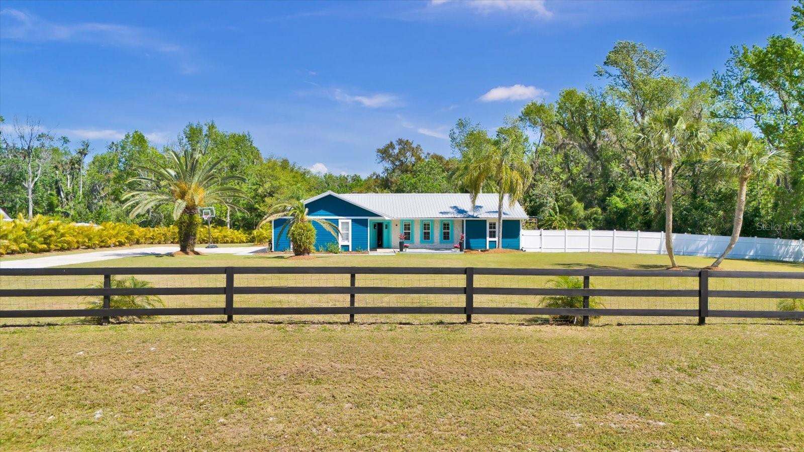 Image 42 of 46 For 245 Country Circle Drive E