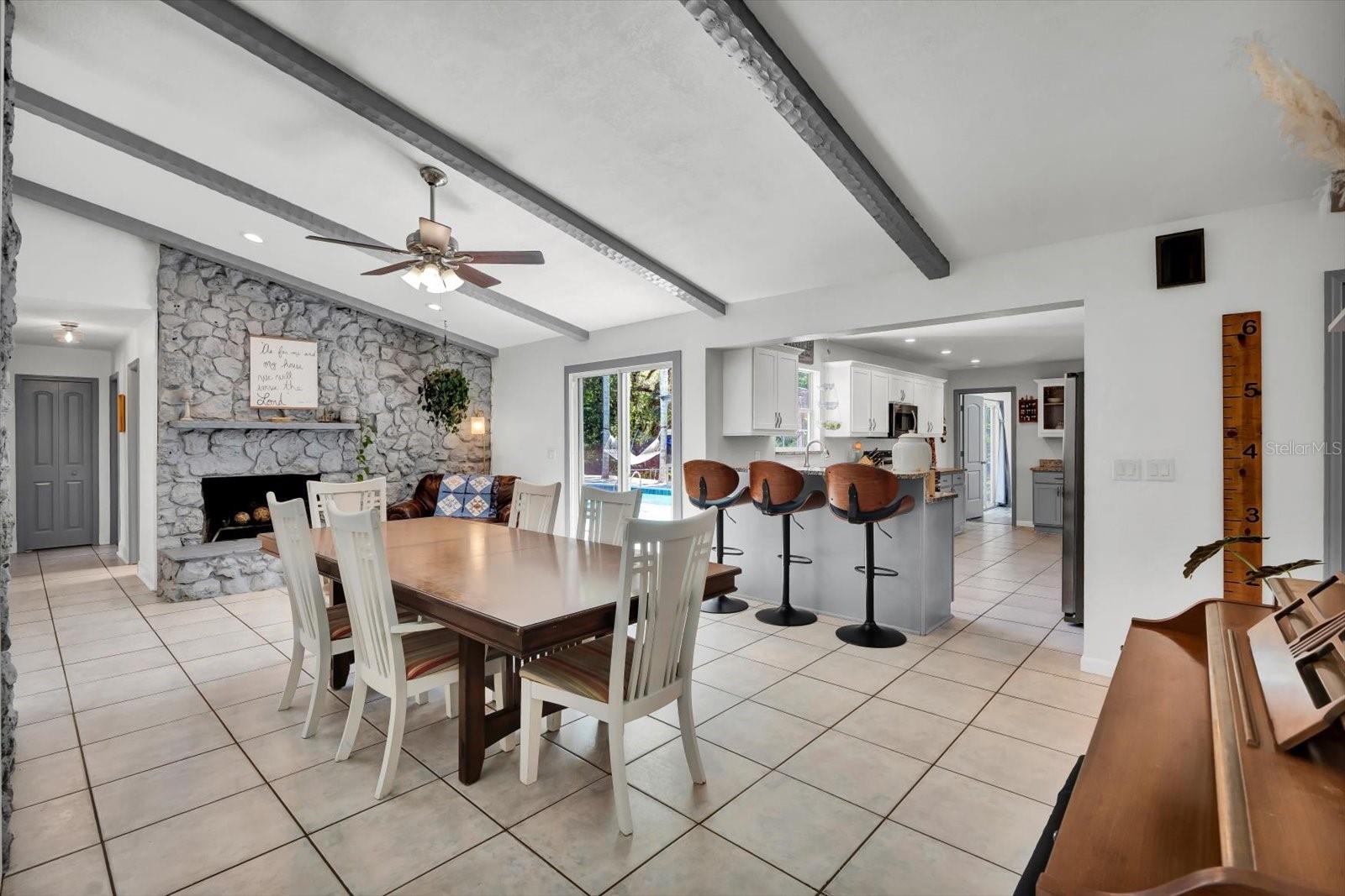 Image 7 of 46 For 245 Country Circle Drive E