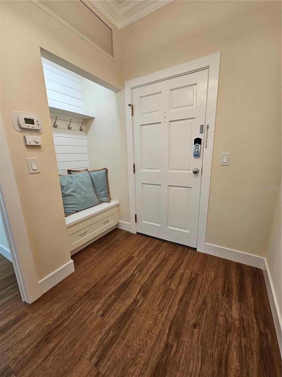 Image 13 of 19 For 51 Mac Ewen Drive 14