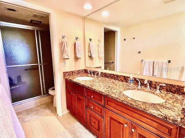 Image 20 of 23 For 5757 Gulf Of Mexico Drive 202