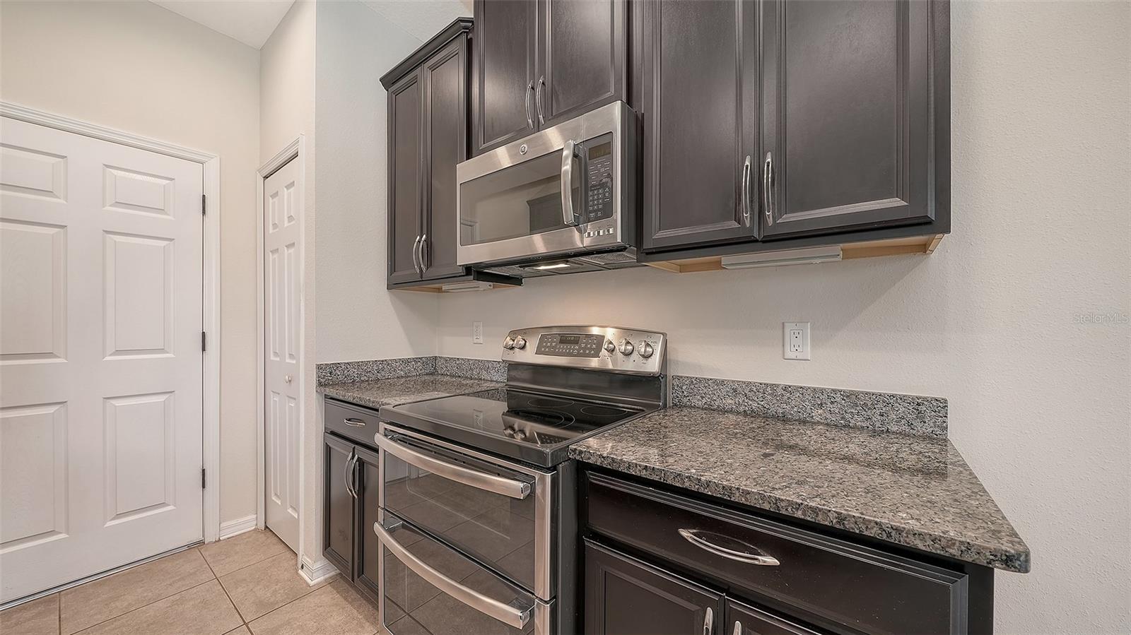 Image 15 of 60 For 7730 110th Avenue E