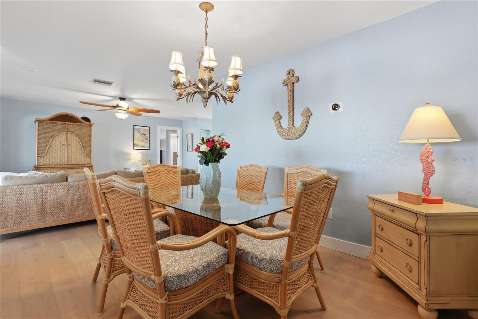 Image 10 of 50 For 414 Spring Lake Boulevard Nw