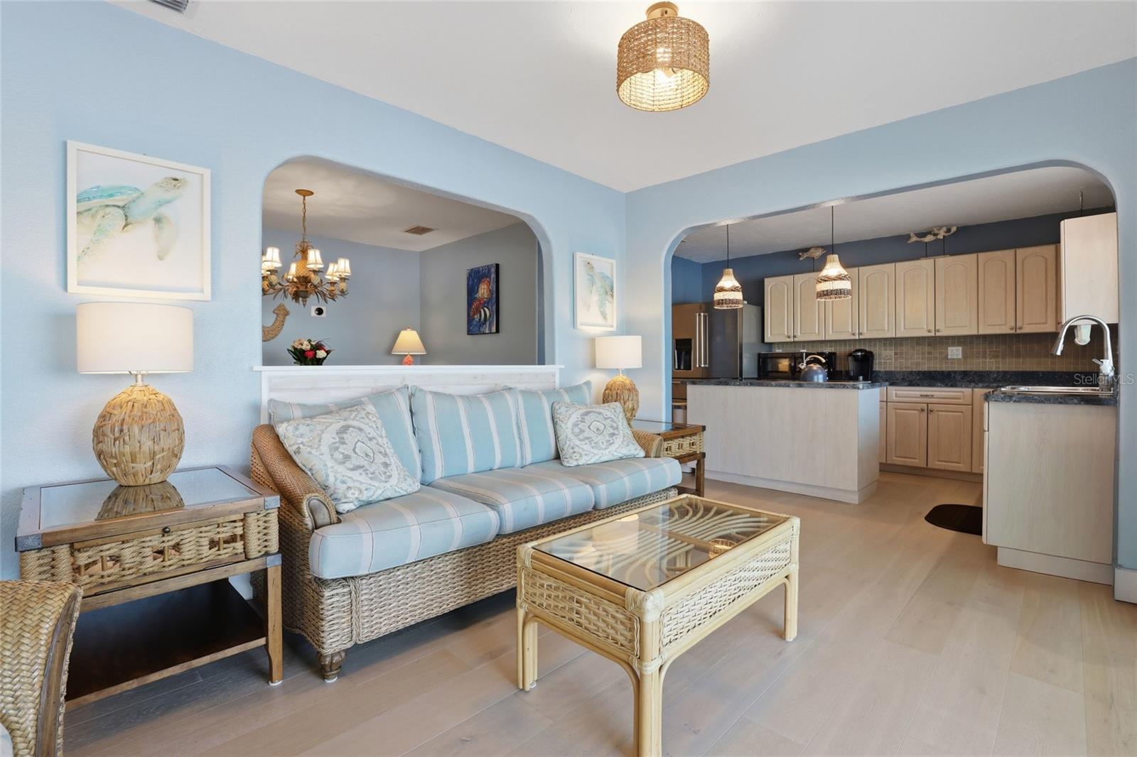 Image 13 of 50 For 414 Spring Lake Boulevard Nw