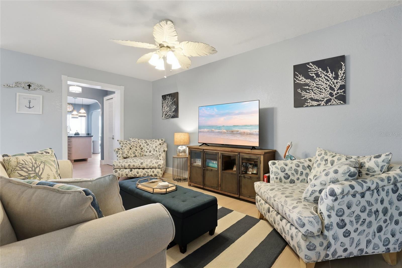 Image 33 of 50 For 414 Spring Lake Boulevard Nw