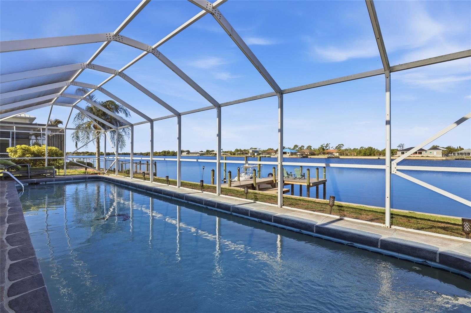 Image 38 of 50 For 414 Spring Lake Boulevard Nw