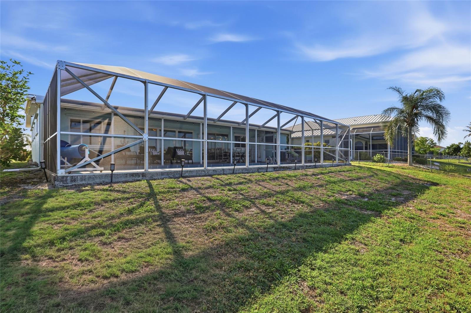 Image 40 of 50 For 414 Spring Lake Boulevard Nw