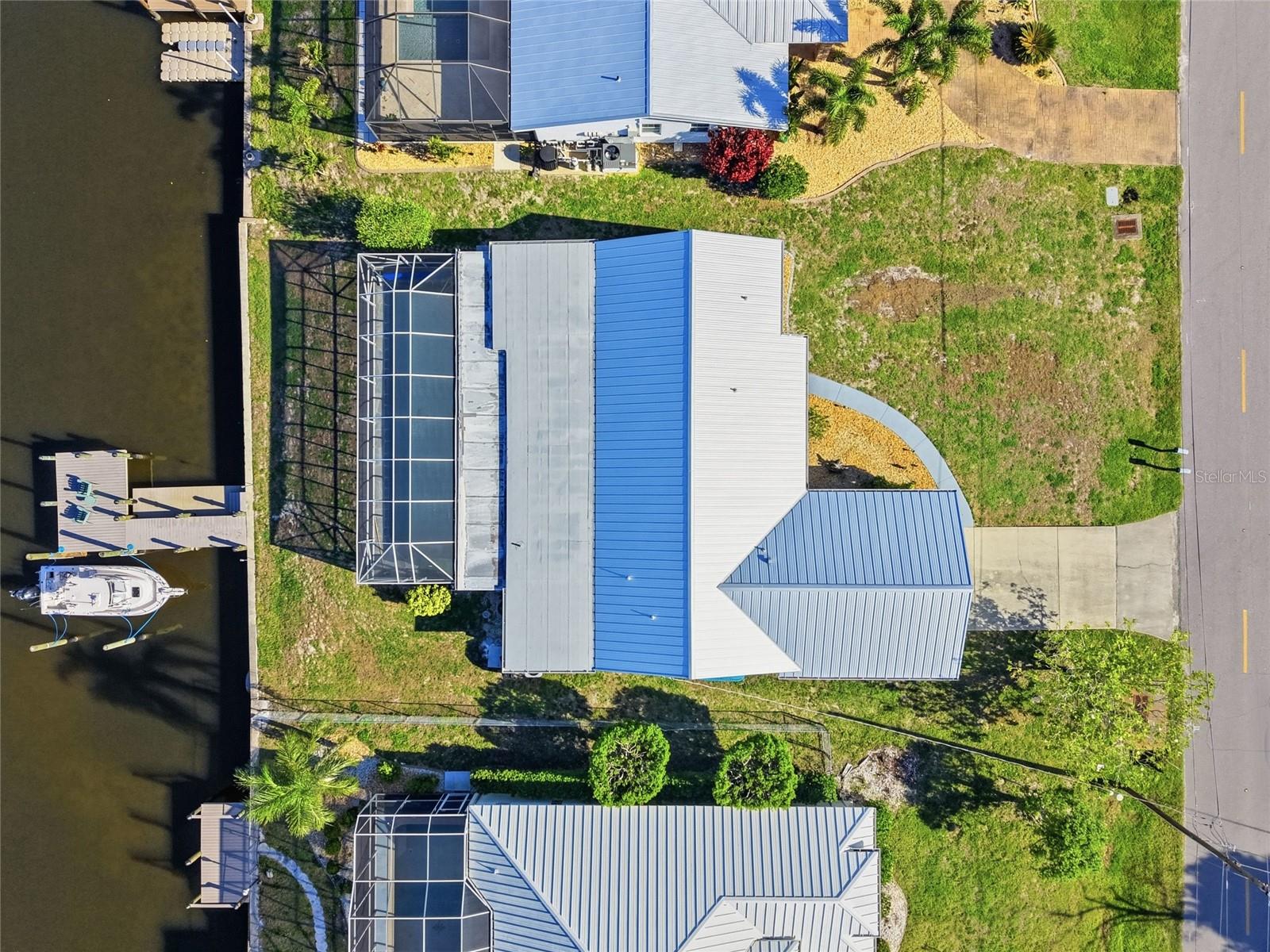 Image 42 of 50 For 414 Spring Lake Boulevard Nw