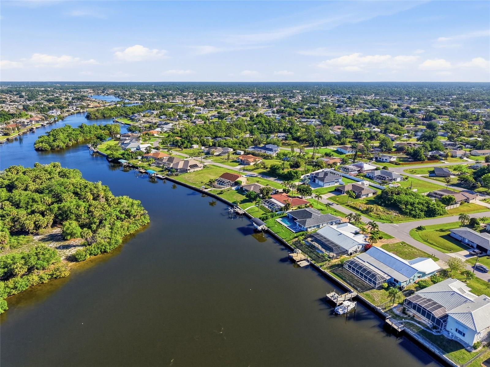 Image 49 of 50 For 414 Spring Lake Boulevard Nw