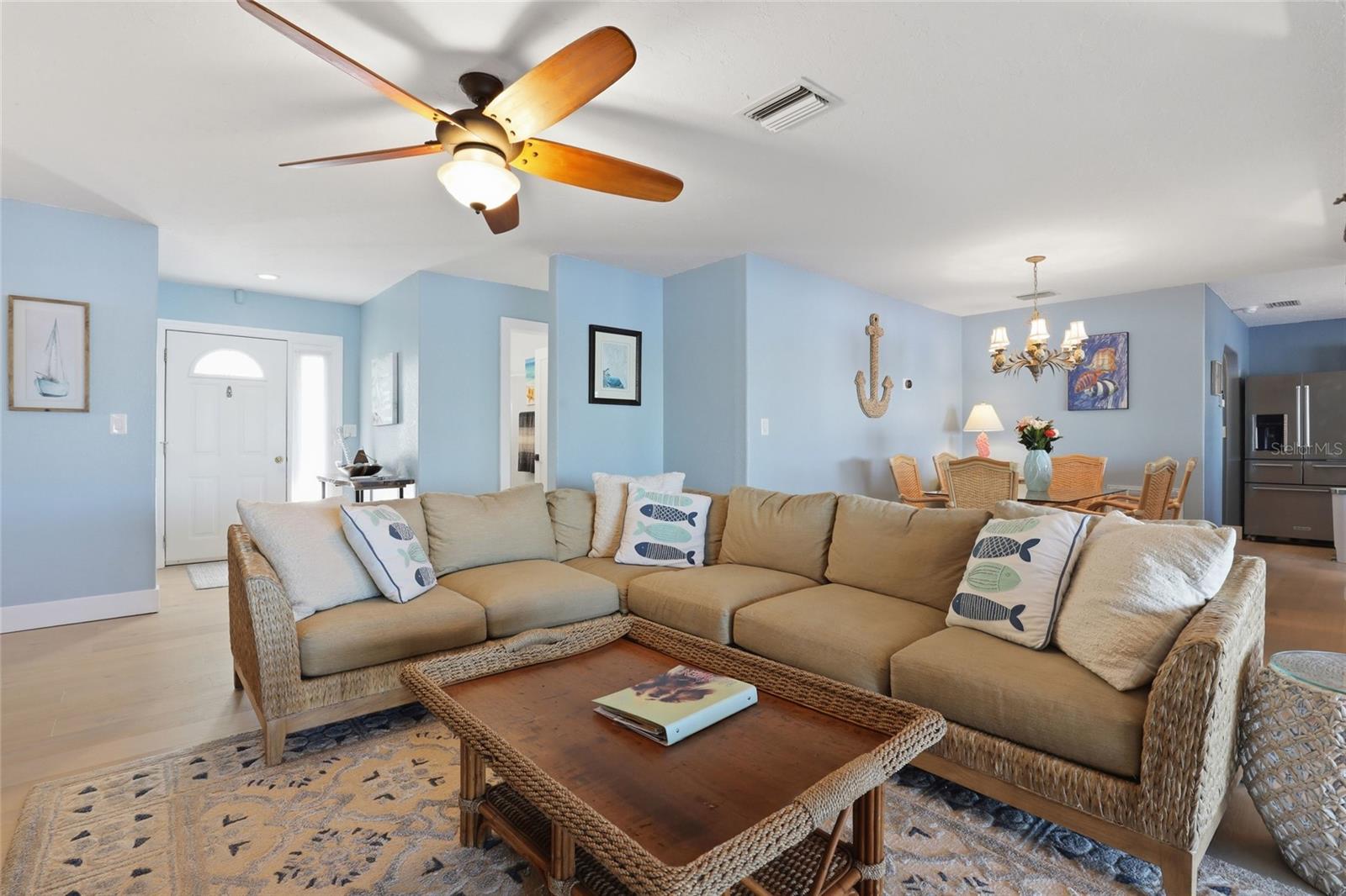 Image 7 of 50 For 414 Spring Lake Boulevard Nw