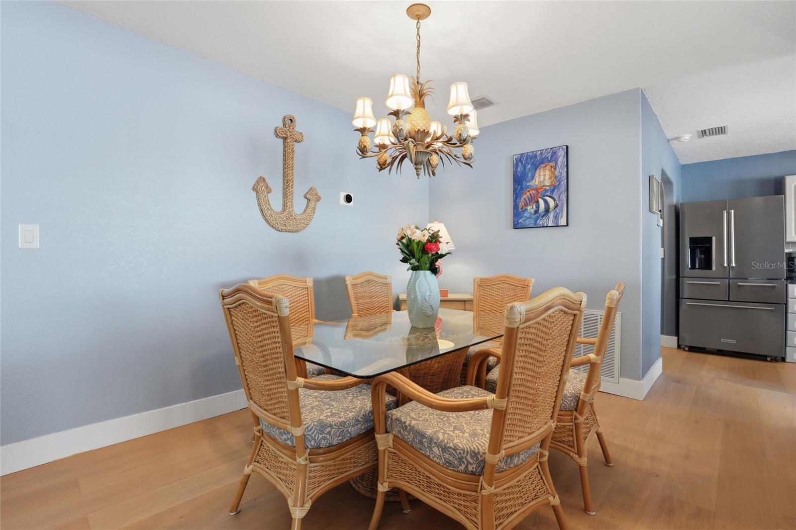 Image 9 of 50 For 414 Spring Lake Boulevard Nw