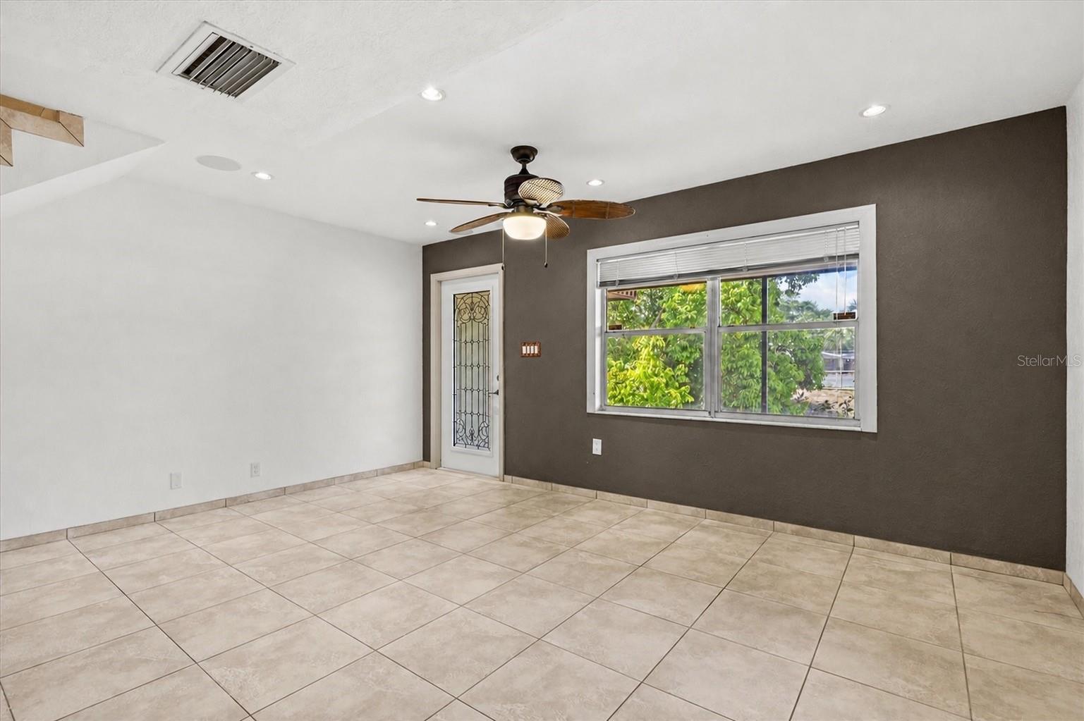 Image 13 of 69 For 3202 Ramblewood Drive N