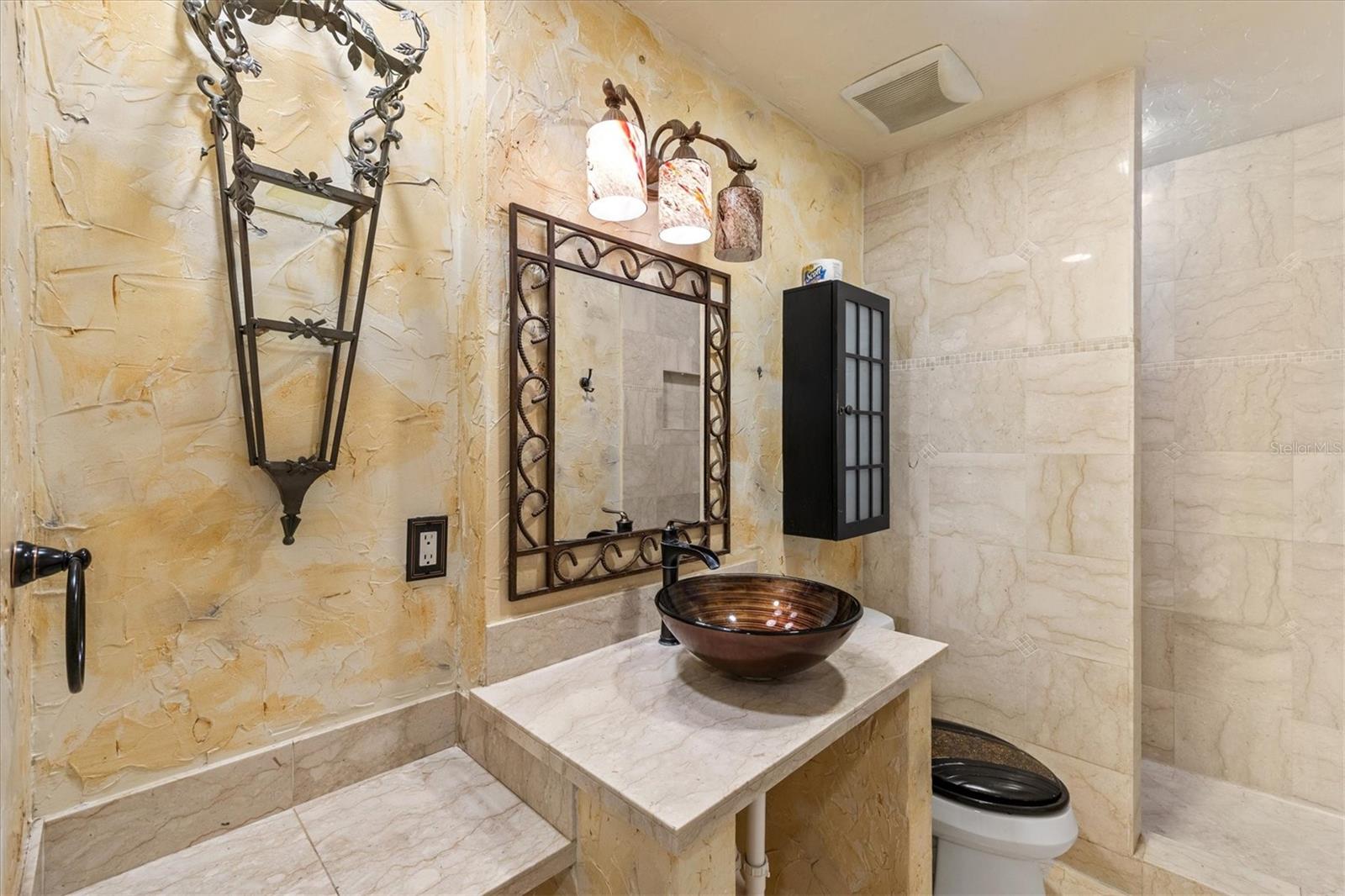 Image 32 of 69 For 3202 Ramblewood Drive N