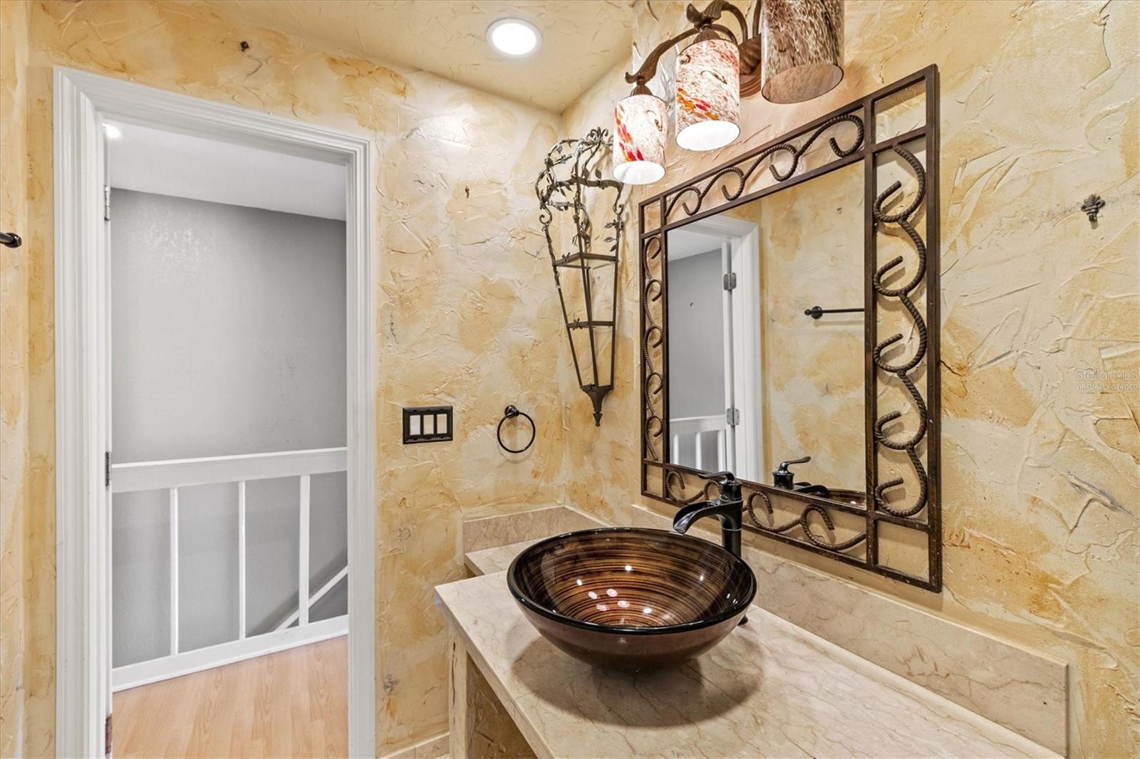 Image 33 of 69 For 3202 Ramblewood Drive N