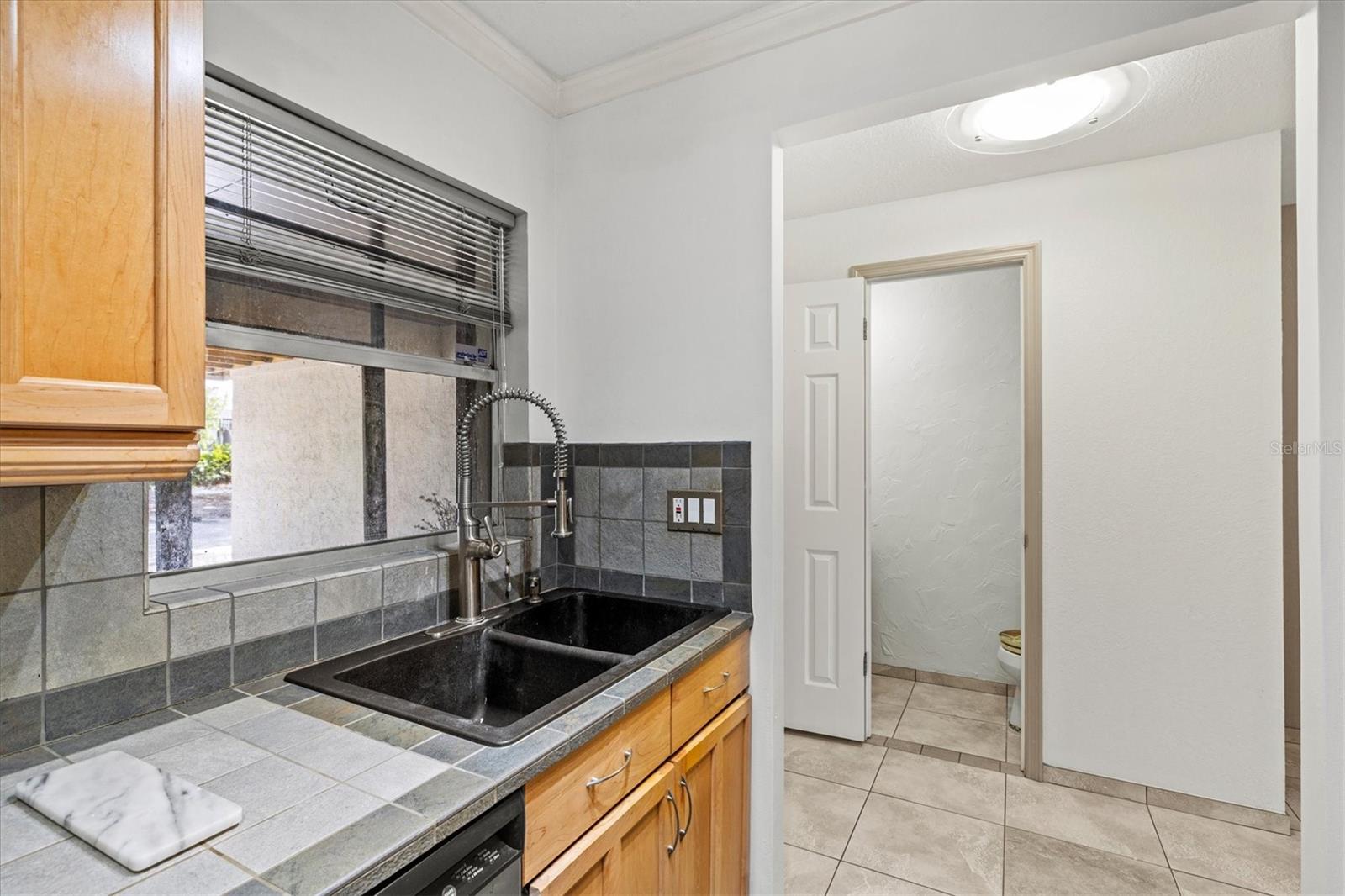 Image 7 of 69 For 3202 Ramblewood Drive N