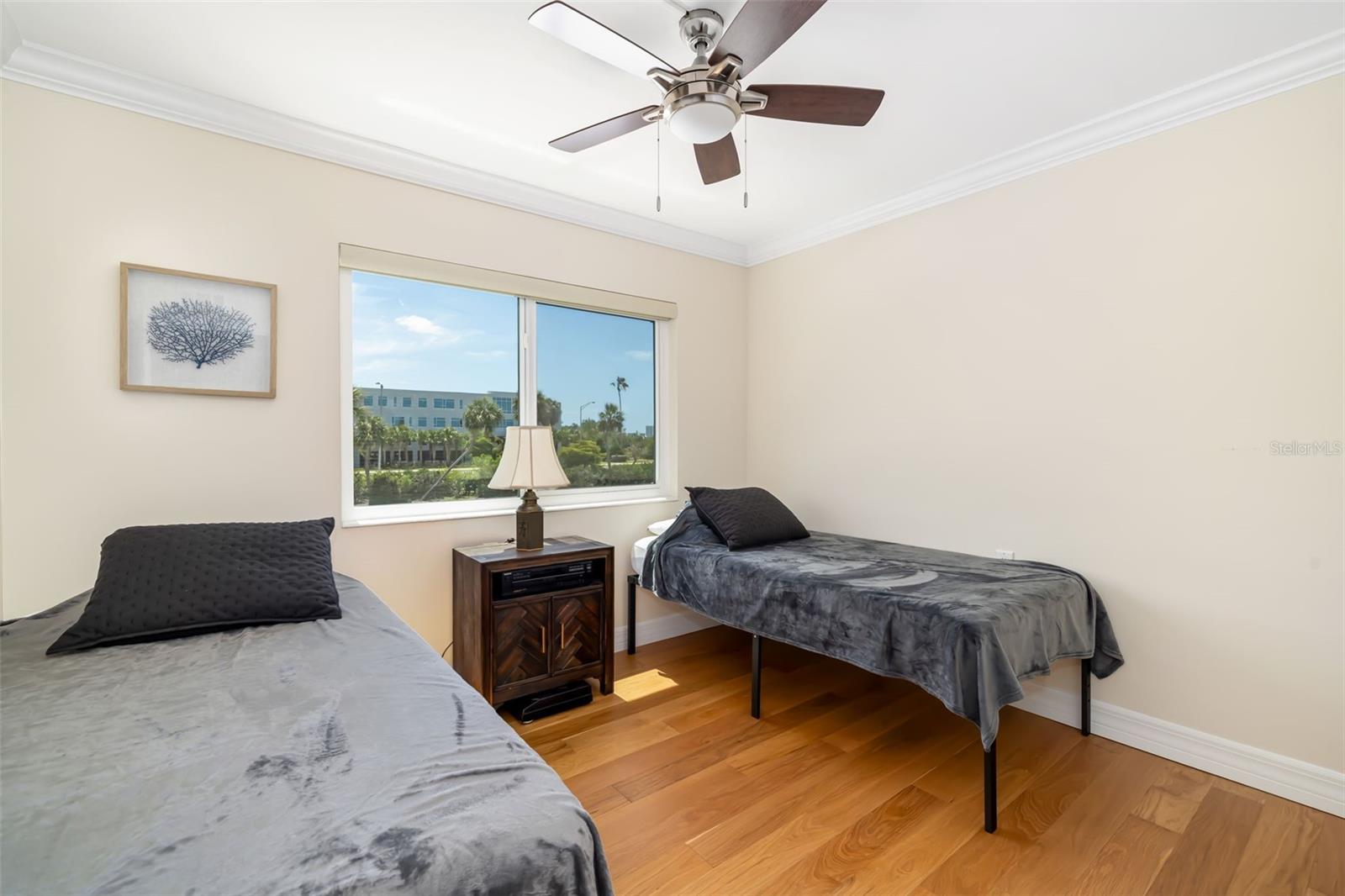 Image 24 of 98 For 763 John Ringling Boulevard 22