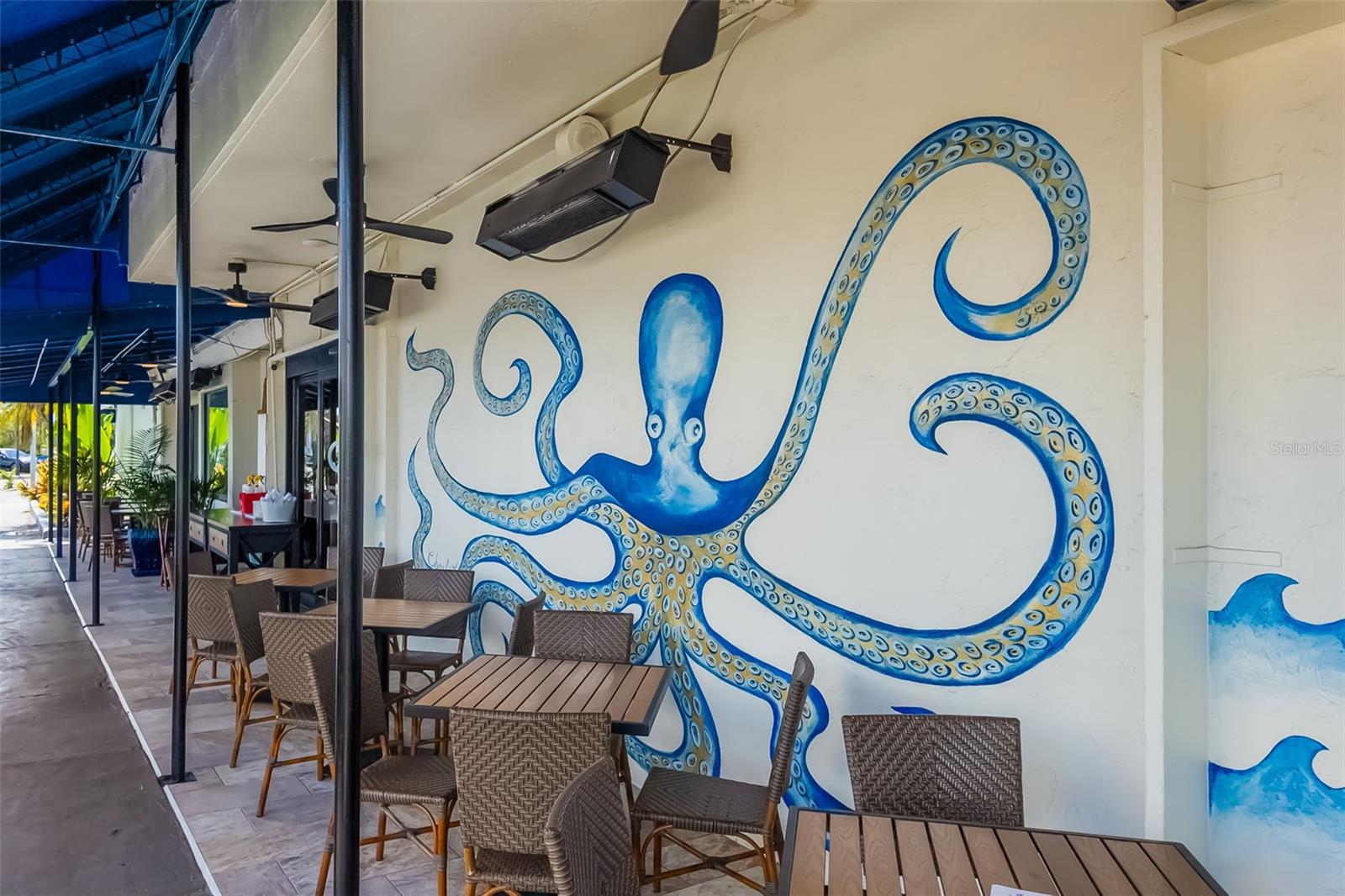 Image 70 of 98 For 763 John Ringling Boulevard 22