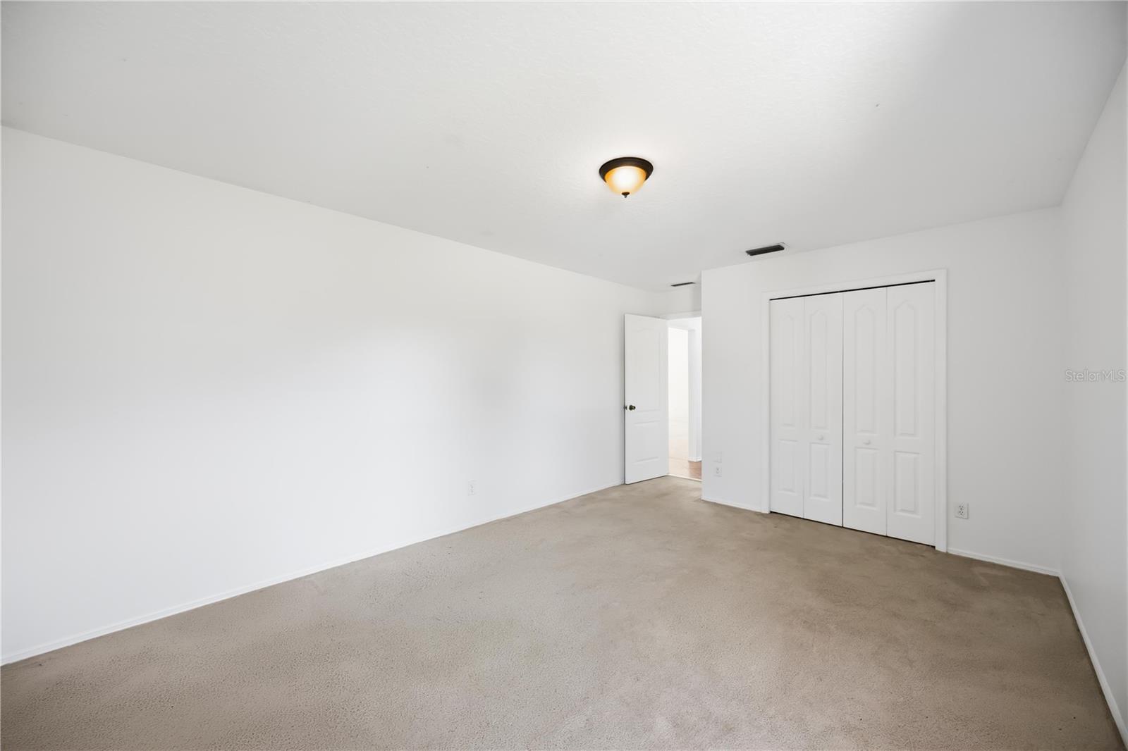 Image 49 of 79 For 562 Oak Bay Drive