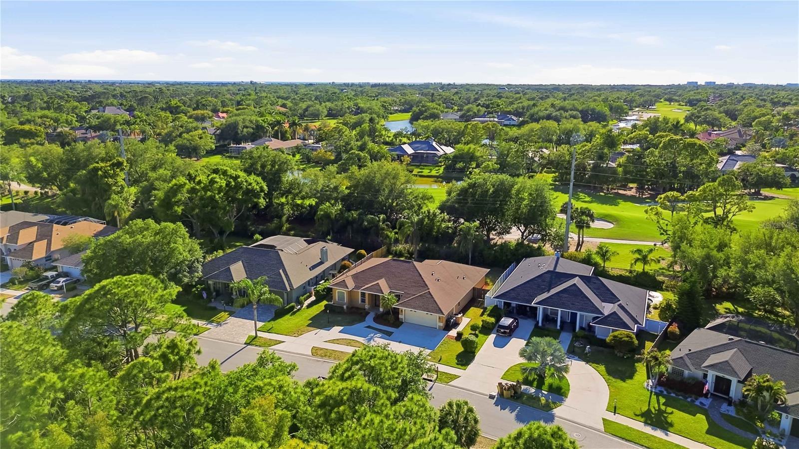 Image 69 of 79 For 562 Oak Bay Drive