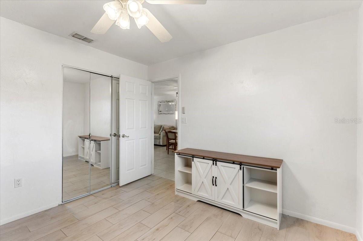 Image 22 of 30 For 25225 Rampart Boulevard 1207