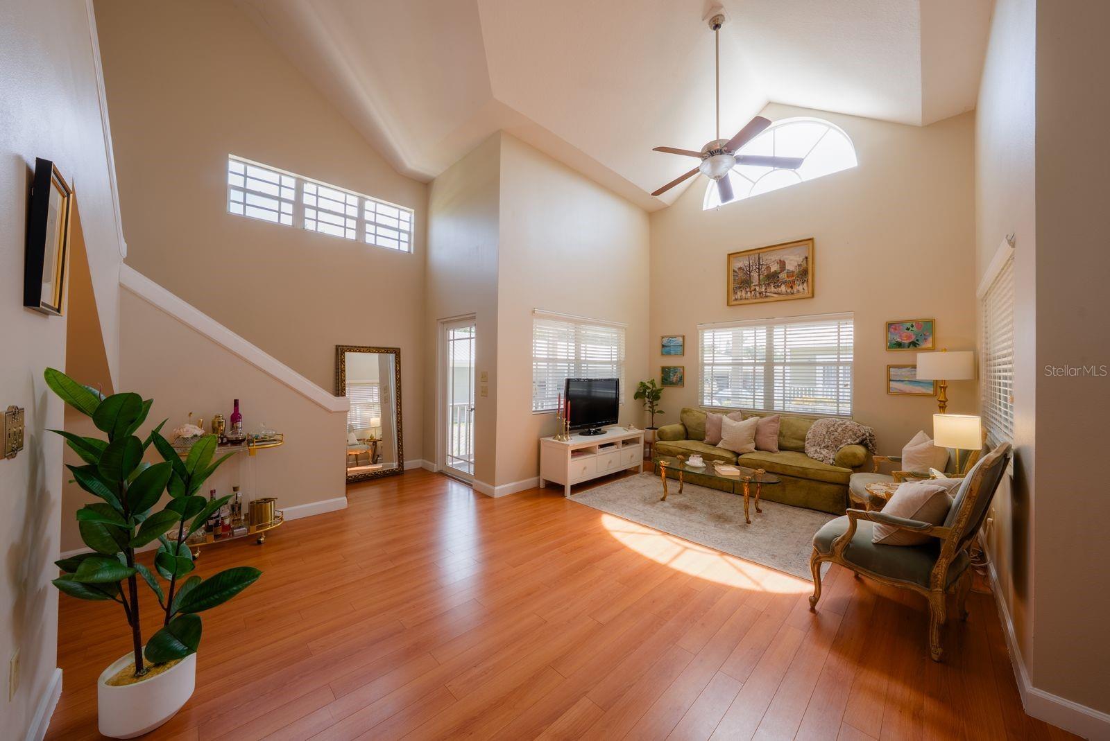 Image 13 of 51 For 4334 Us Highway 441 Se 24