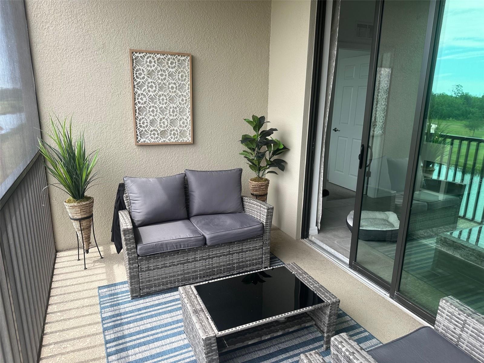 Image 17 of 39 For 18028 Gawthrop Drive 304