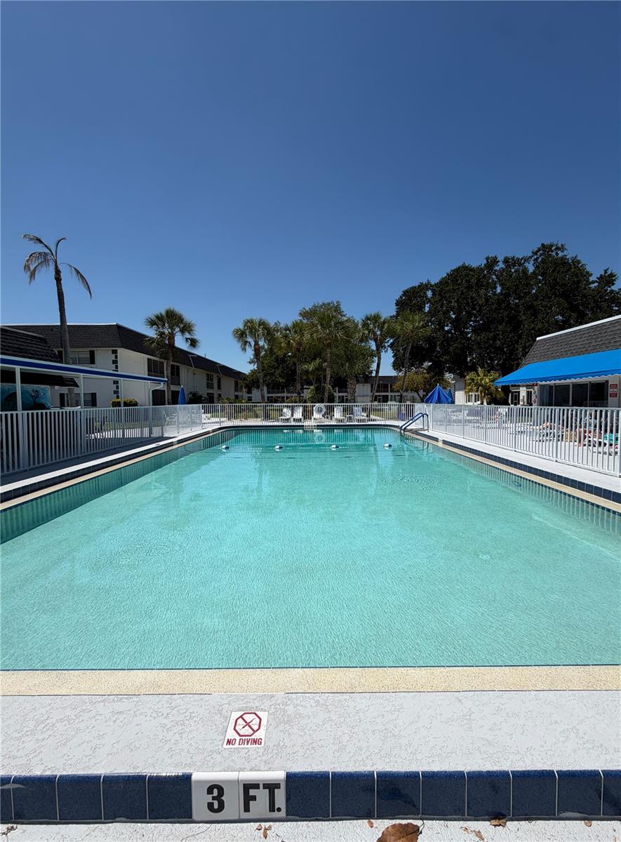 Image 39 of 45 For 102 46th Avenue Terrace W 403