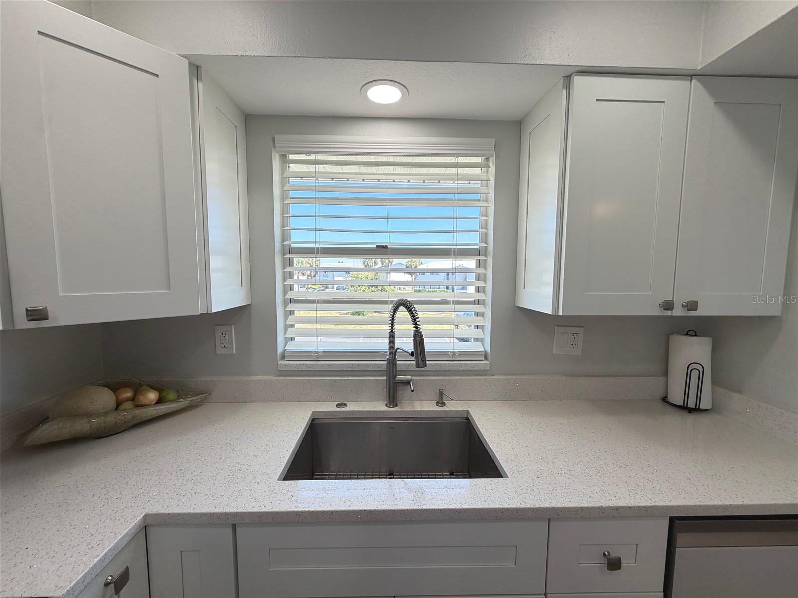 Image 9 of 45 For 102 46th Avenue Terrace W 403