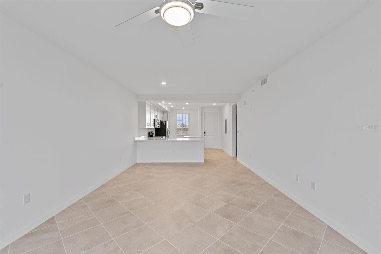 Image 13 of 34 For 12180 Wellen Golf Street 305