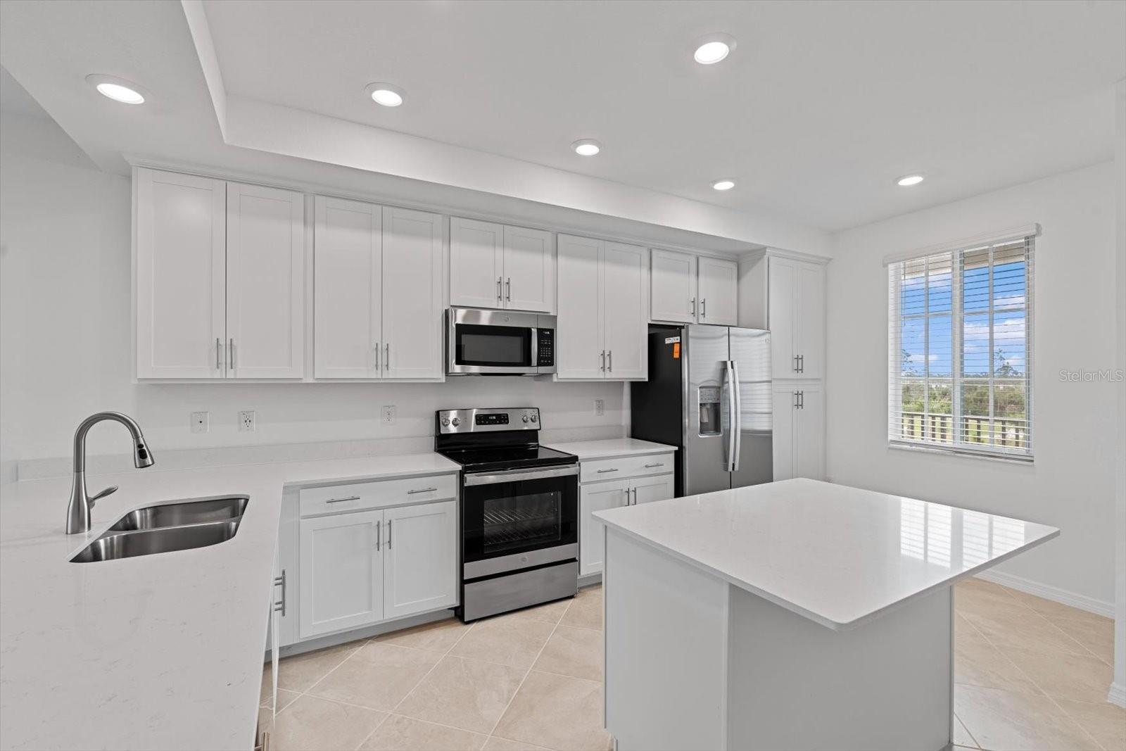 Image 6 of 34 For 12180 Wellen Golf Street 305